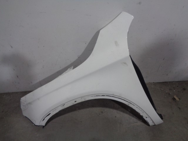 A1568800118 Mercedes