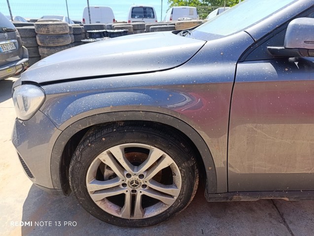 A1568800118 Mercedes