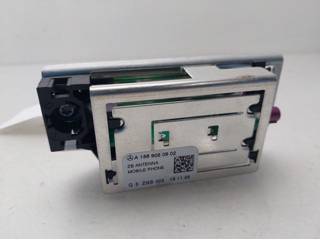 Antena A1569050902 MERCEDES