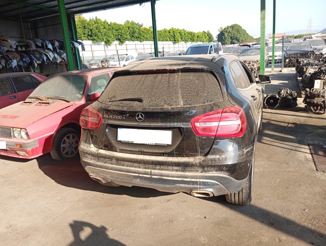 A1569061458 Mercedes