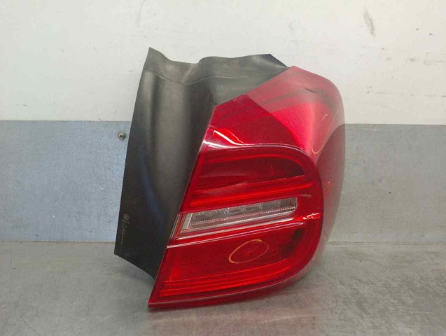 A1569062058 Mercedes