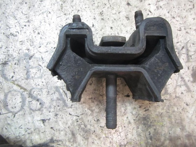 Poduszka (podpora) silnika prawa A1632400417 MERCEDES