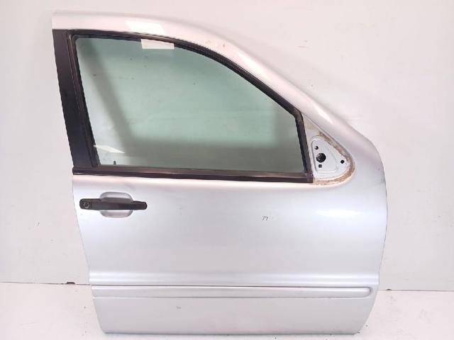 Drzwi przednie prawe A1637201605 MERCEDES