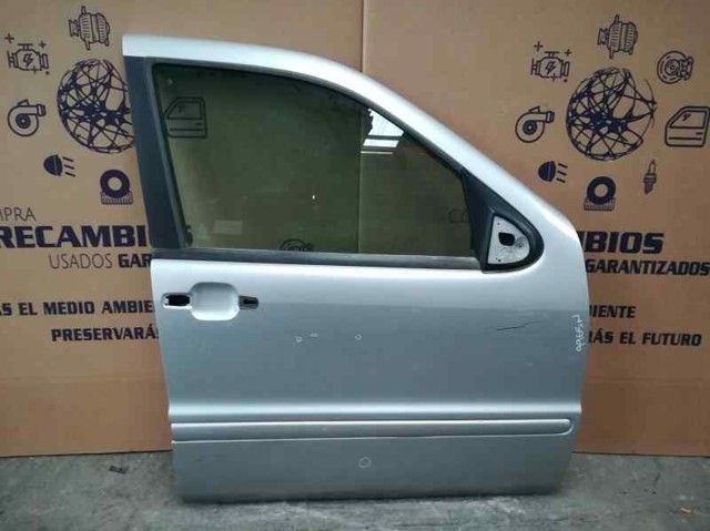 Drzwi przednie prawe A1637201605 MERCEDES