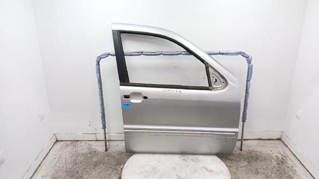 Drzwi przednie prawe A1637201605 MERCEDES