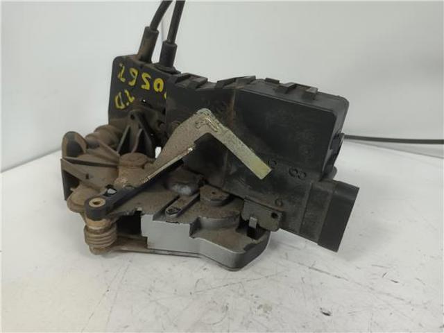 Zamek drzwi tylnych prawych A1637302235 MERCEDES