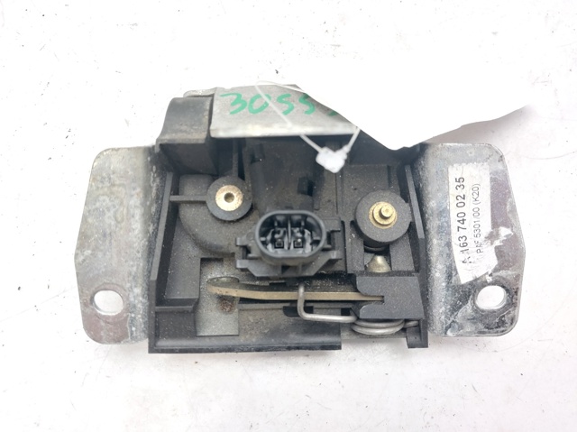 Zamek klapy bagażnika (3/5 drzwi tylnych) A1637400235 MERCEDES