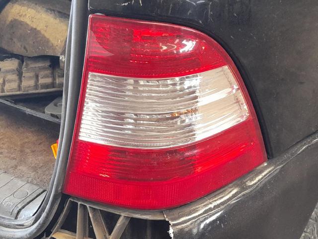 Lampa zespolona tylna prawa A1638200264 MERCEDES