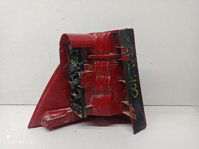 Lampa zespolona tylna prawa A1638202064 MERCEDES