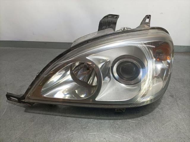 Reflektor lewy A163820456164 MERCEDES