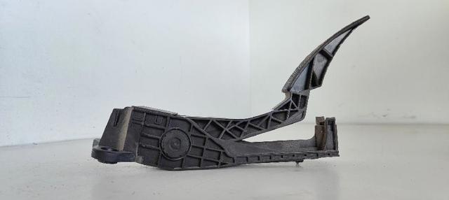 Pedał przyspieszenia (gazu) A1643000004 MERCEDES
