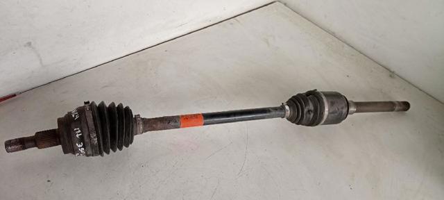 Półoś napędowa przednia prawa A1643302401 MERCEDES