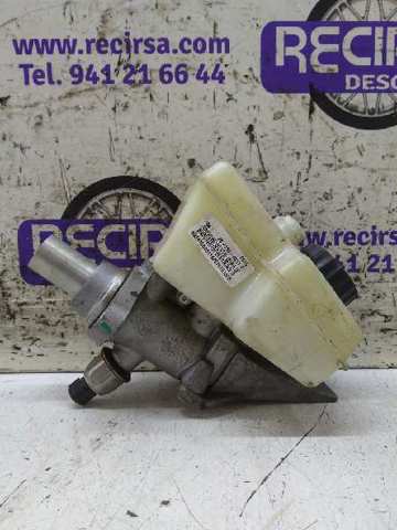 Zbiorniczek głównego cylindra hamulcowego (płynu hamulcowego) A1644300202 MERCEDES
