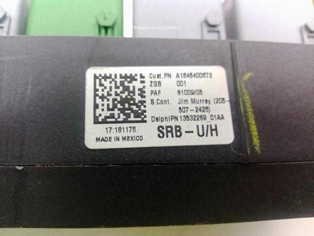 Skrzynka bezpieczników Mercedes R W251