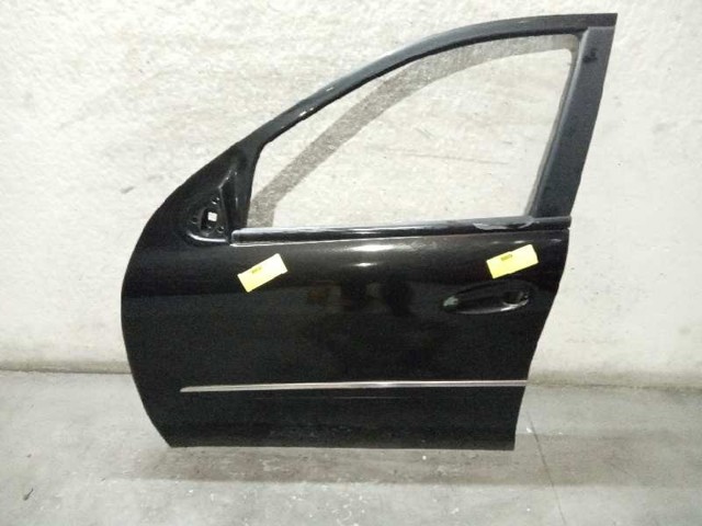Drzwi przednie lewe A1647200105 MERCEDES