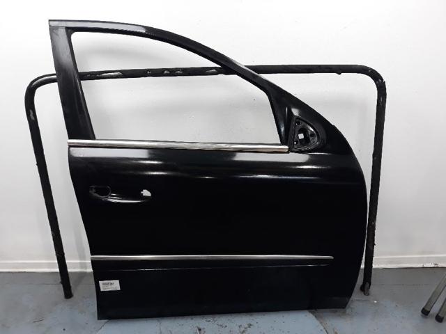 Drzwi przednie prawe A1647200205 MERCEDES
