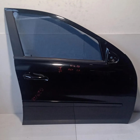 Drzwi przednie prawe A1647201005 MERCEDES
