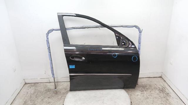 Drzwi przednie prawe A1647201005 MERCEDES