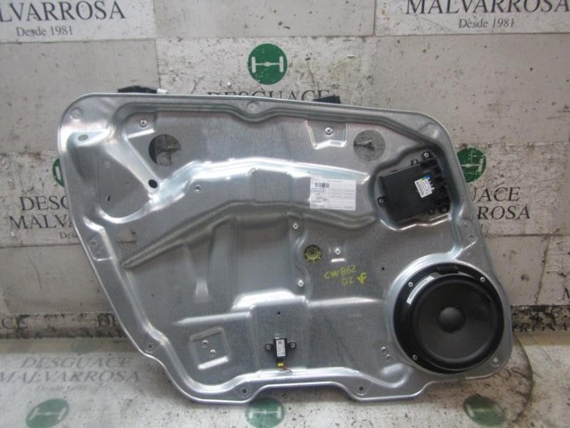 Mechanizm podnoszenia szyby drzwi przednich lewych A1647201579 MERCEDES