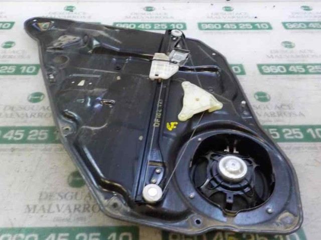 Mechanizm podnoszenia szyby drzwi tylnych prawych A1647300479 MERCEDES