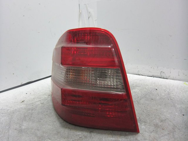 Lampa zespolona tylna lewa A1648203964 MERCEDES