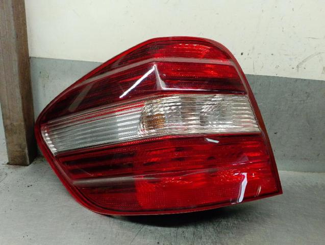 Lampa zespolona tylna lewa do Mercedes ML/GLE W164