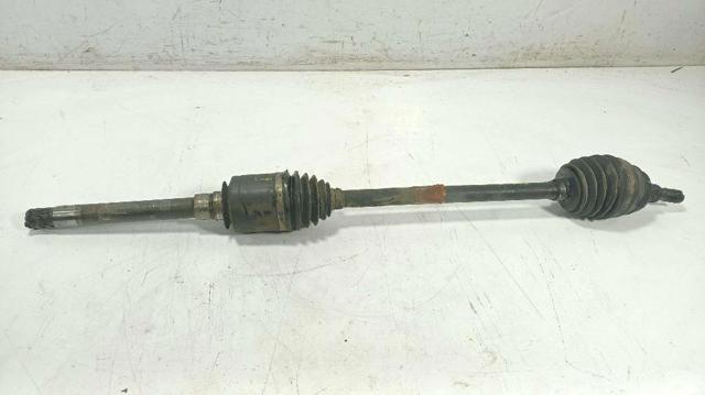 Półoś napędowa przednia prawa A1663301300 MERCEDES