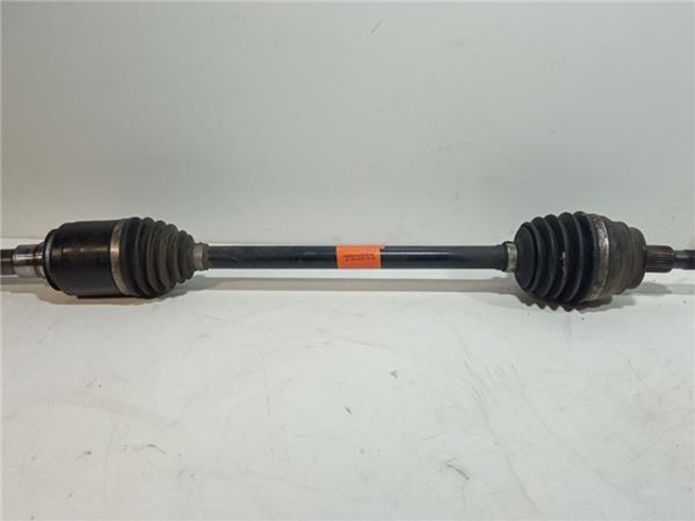 Półoś napędowa przednia prawa A1663301300 MERCEDES