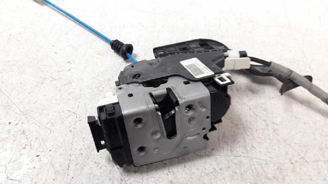 Zamek drzwi przednich lewych A1667200135 MERCEDES