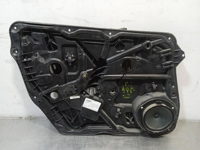 Mechanizm podnoszenia szyby drzwi przednich lewych A1667200179 MERCEDES