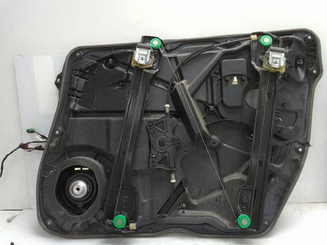 Mechanizm podnoszenia szyby drzwi przednich lewych A1667200179 MERCEDES