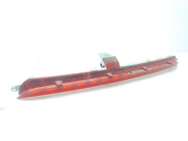 Lampa stop tylna dodatkowa A1668200056 MERCEDES