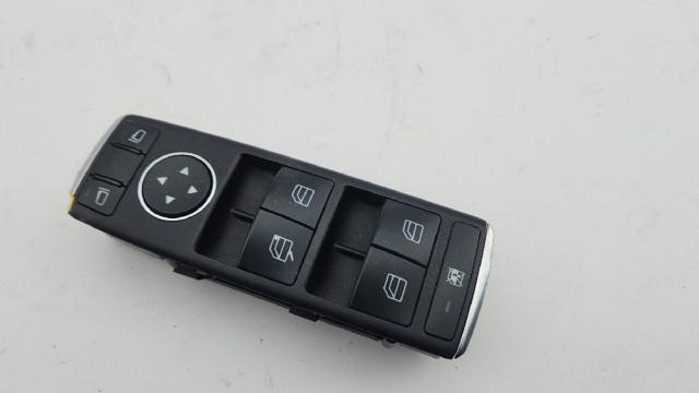 Panel przyciskowy sterowania podnośnikiem szyby przedni lewy A1669054300 MERCEDES