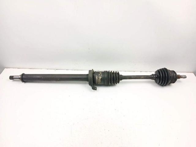 Półoś napędowa przednia prawa A1683702272 MERCEDES