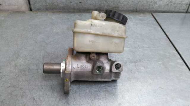 Zbiorniczek głównego cylindra hamulcowego (płynu hamulcowego) A1684300302 MERCEDES