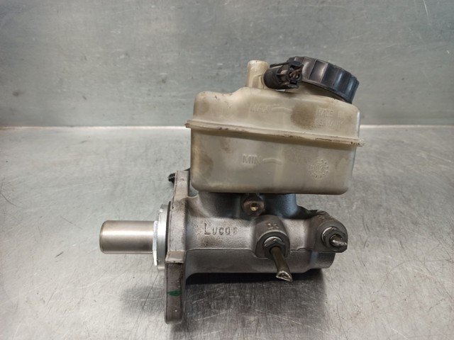 Zbiorniczek głównego cylindra hamulcowego (płynu hamulcowego) A1684300302 MERCEDES