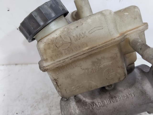 Zbiorniczek głównego cylindra hamulcowego (płynu hamulcowego) A1684300302 MERCEDES