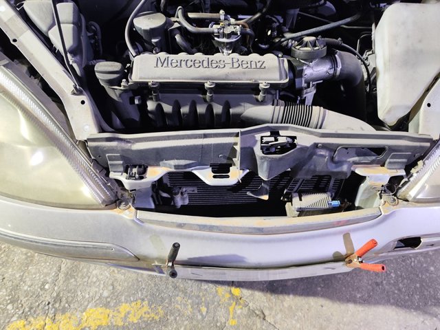 Dyfuzor chłodnicy, w komplecie z silnikiem i wirnikiem A1685000193 MERCEDES