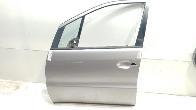 Drzwi przednie lewe A1687200305 MERCEDES