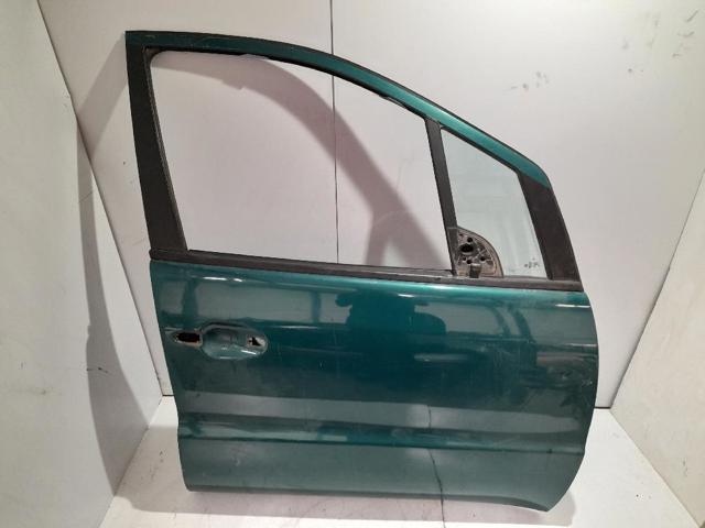 Drzwi przednie prawe A1687200405 MERCEDES