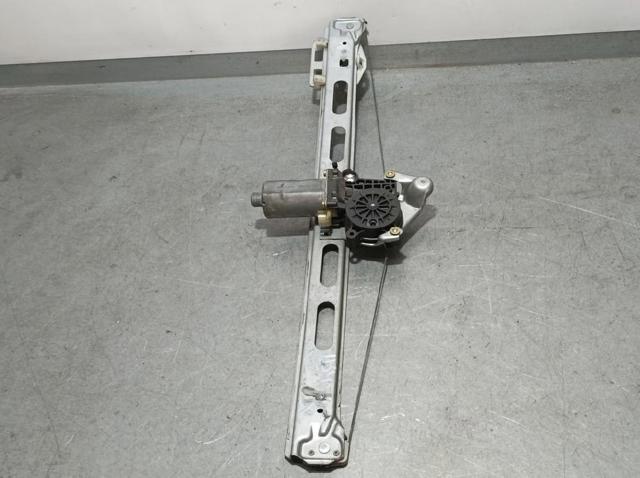 Mechanizm podnoszenia szyby drzwi przednich lewych A1687201146 MERCEDES