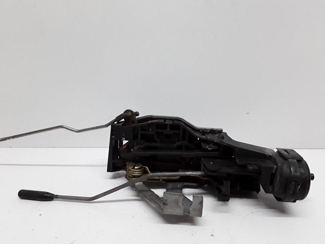 Zamek drzwi przednich lewych A1687201935 MERCEDES