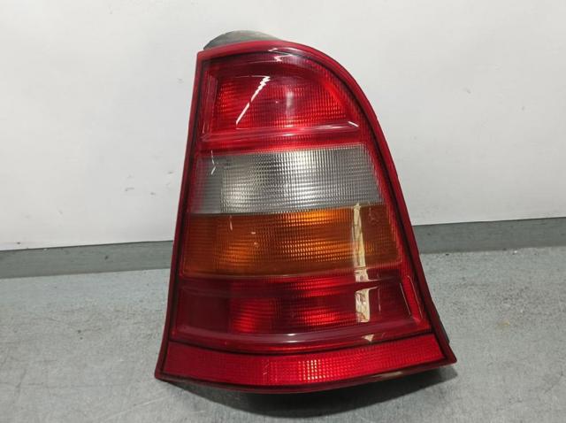 Lampa zespolona tylna lewa A1688200164 MERCEDES