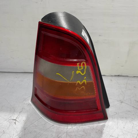 Lampa zespolona tylna lewa A1688200164 MERCEDES