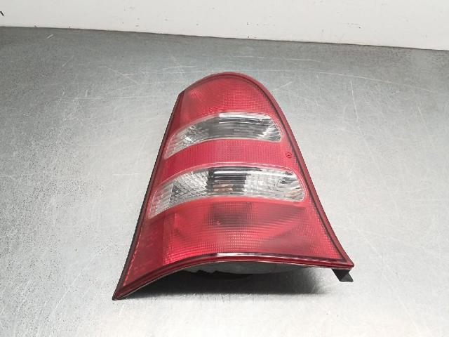 Lampa zespolona tylna lewa A1688202764 MERCEDES