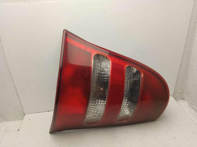 Lampa zespolona tylna prawa A1688202864 MERCEDES