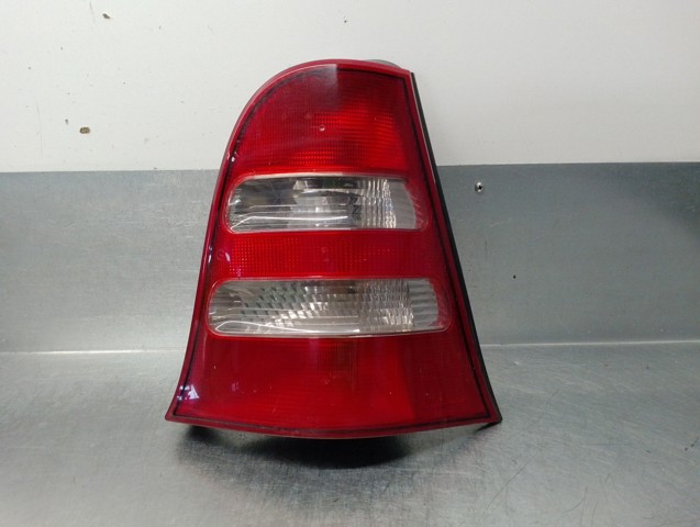 Lampa zespolona tylna prawa A1688202864 MERCEDES