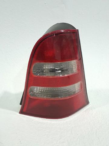 Lampa zespolona tylna prawa A1688202864 MERCEDES