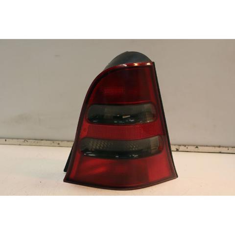 Lampa zespolona tylna prawa A1688203064 MERCEDES