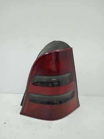 Lampa zespolona tylna prawa A1688203064 MERCEDES